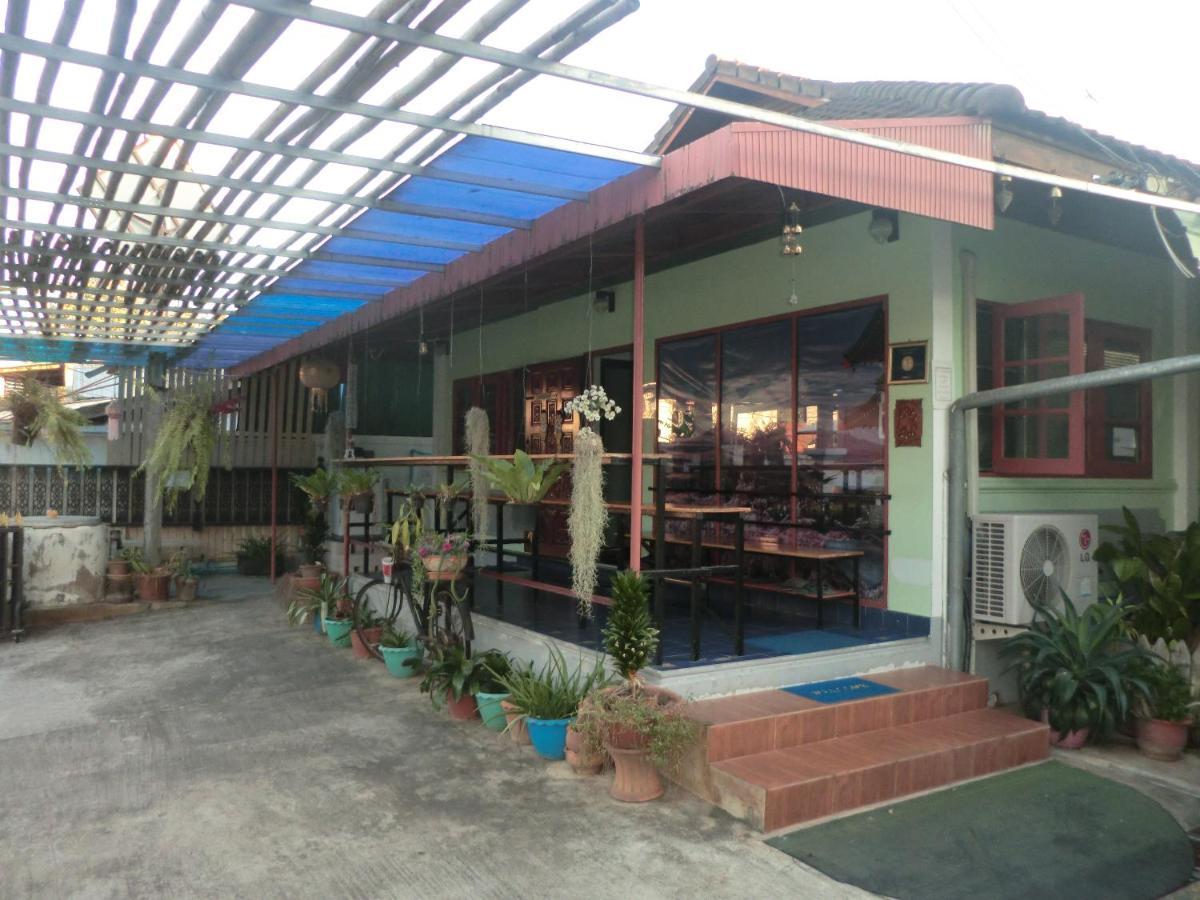 Sakura House Pansiyon Chiang Mai Dış mekan fotoğraf