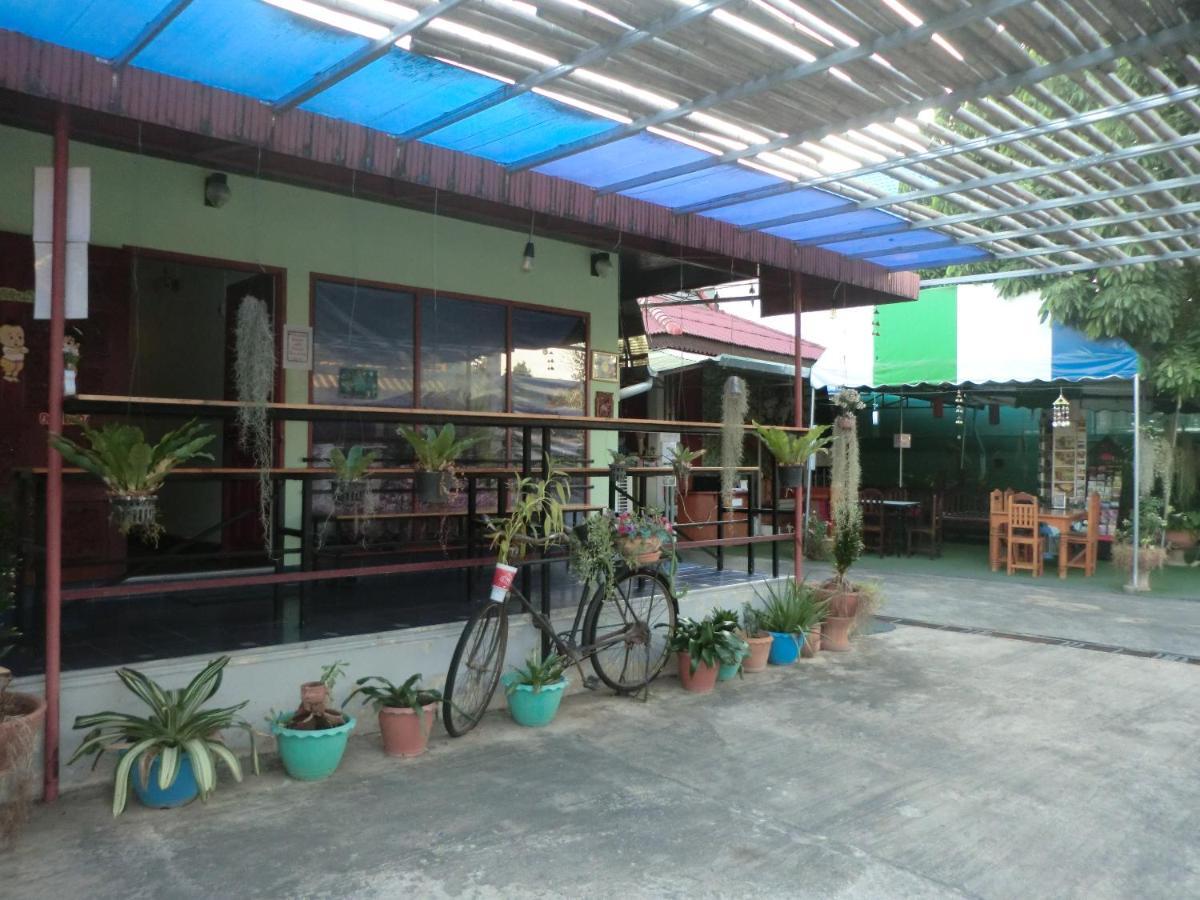Sakura House Pansiyon Chiang Mai Dış mekan fotoğraf