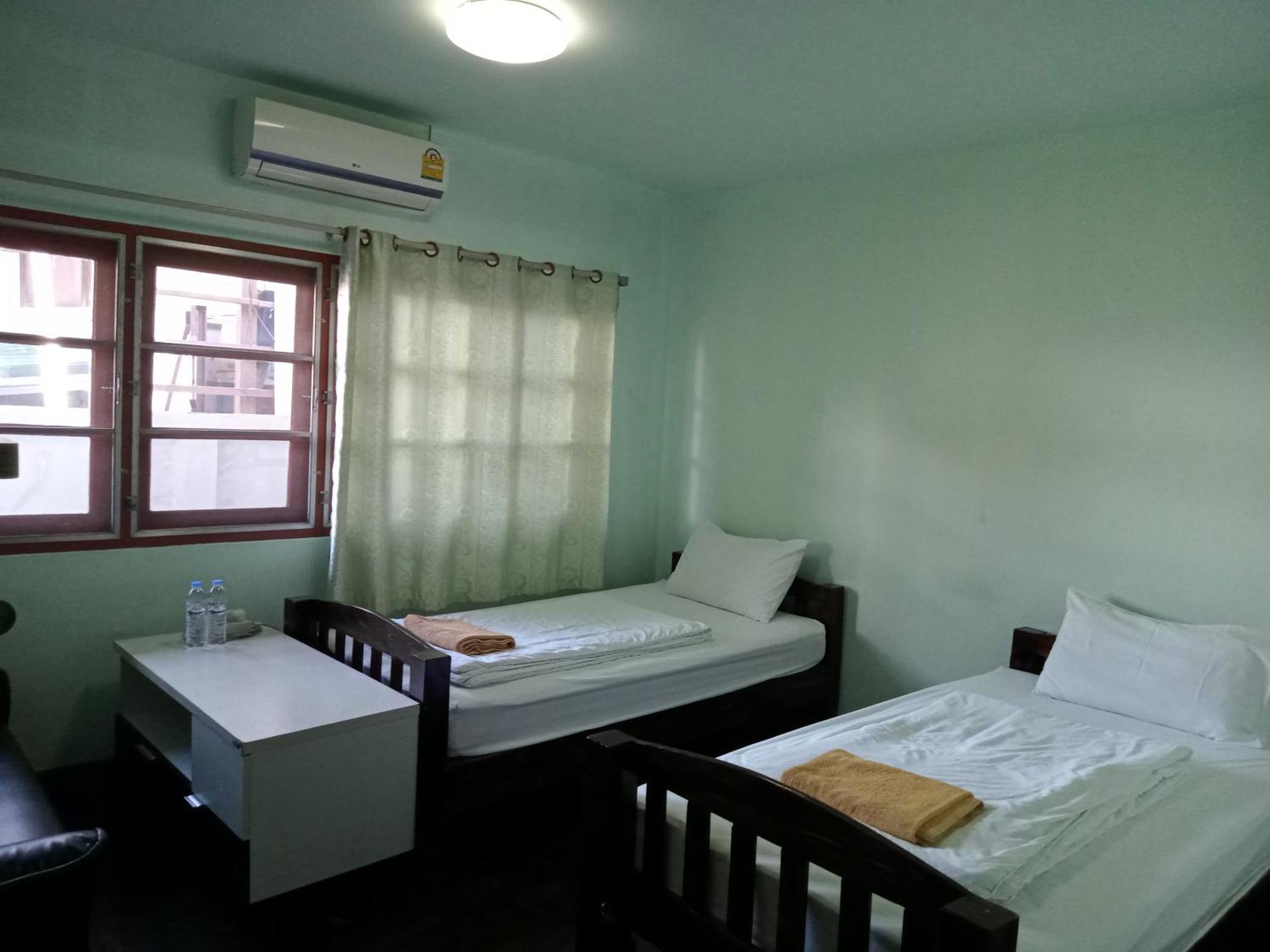 Sakura House Pansiyon Chiang Mai Dış mekan fotoğraf