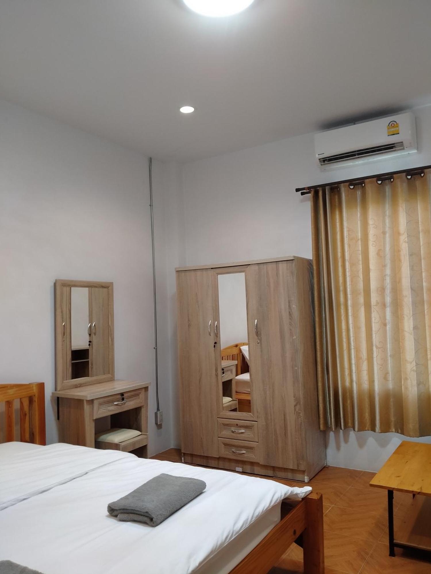 Sakura House Pansiyon Chiang Mai Dış mekan fotoğraf