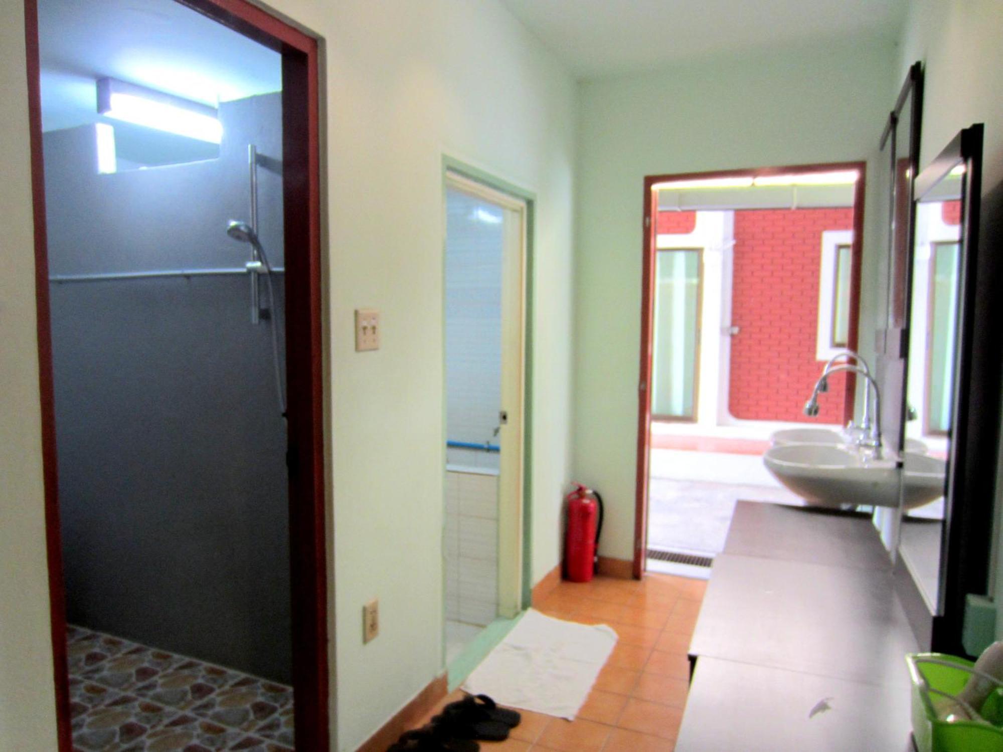Sakura House Pansiyon Chiang Mai Dış mekan fotoğraf